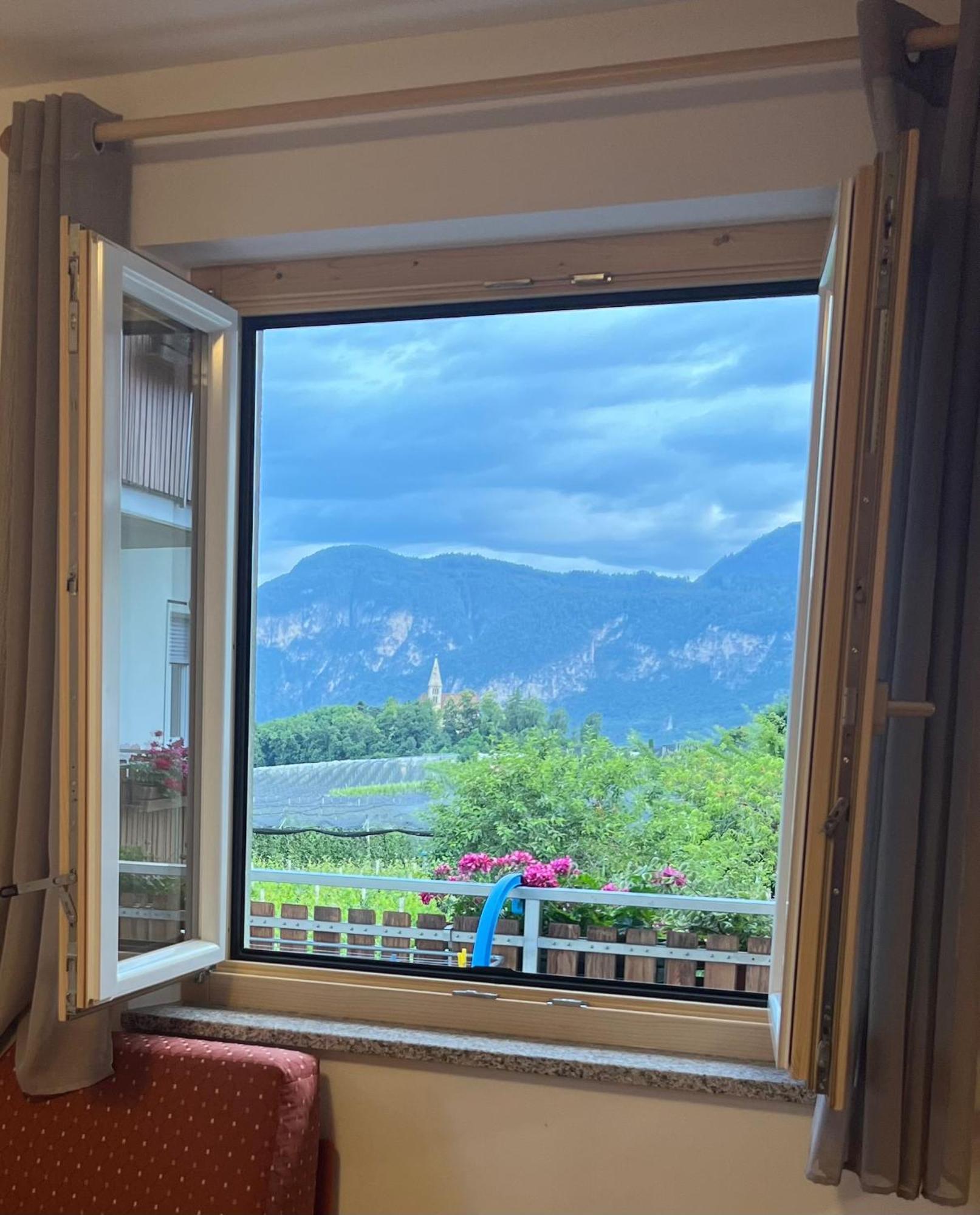 Kerschbamerhof Im Sueden Suedtirols Cortaccia Bagian luar foto