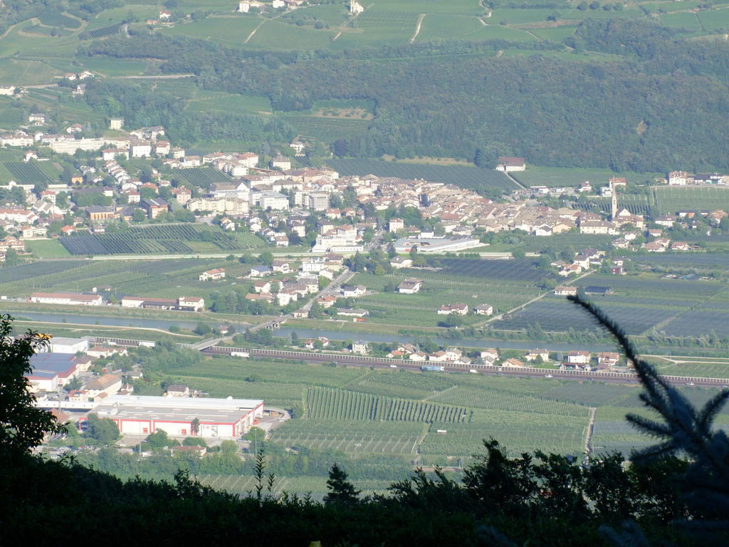 Kerschbamerhof Im Sueden Suedtirols Cortaccia Bagian luar foto